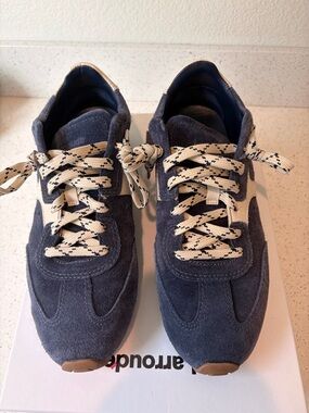 Larroude Stella Navy Suede Casual Sneakers